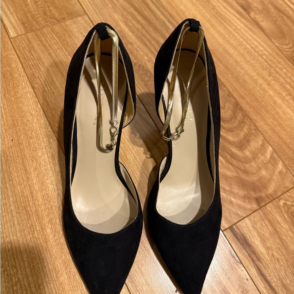 Shoe Dazzle Elegant Black Women's Gold Heel with Chain around ankle